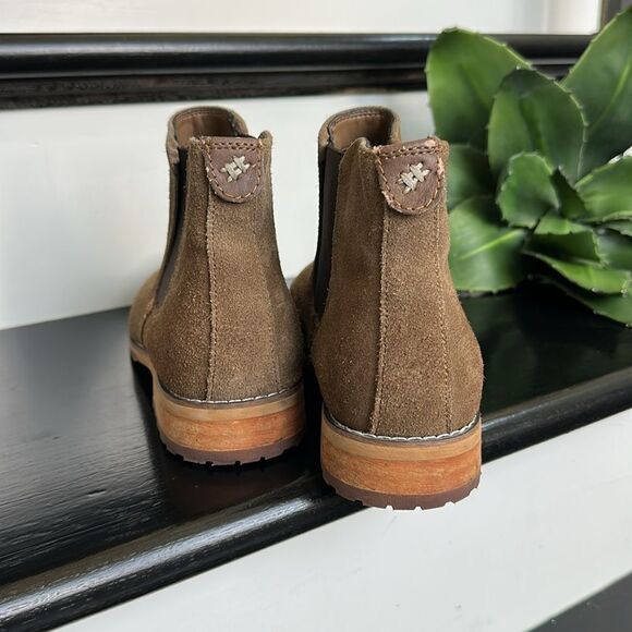 New!  Genuine Leather Chelsea Boots Brown Suede Size 7 gift - Picture 2 of 7
